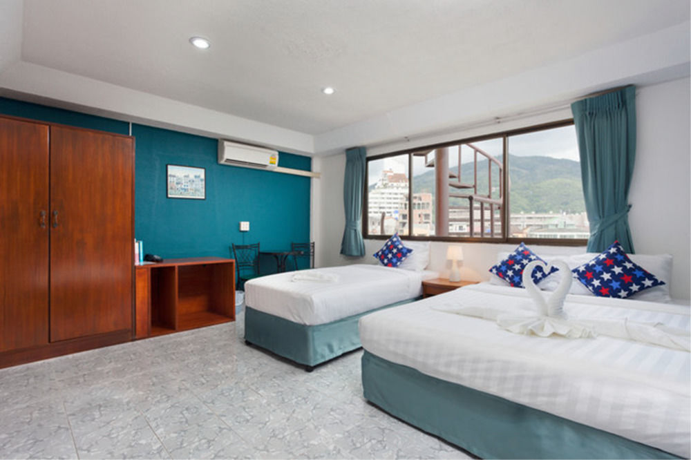 Simple Boutique Seabreeze Hotell Patong Exteriör bild